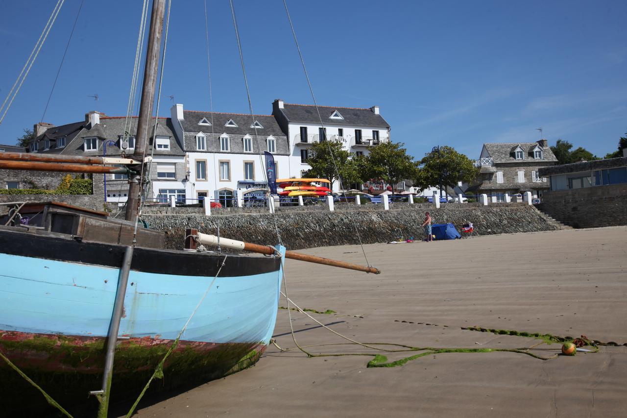 Hotel Du Port Locquirec Buitenkant foto
